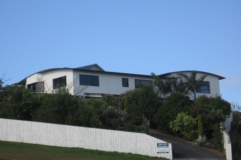 Photo of property in 24 Kanuka Place, Mangawhai Heads, Mangawhai, 0505