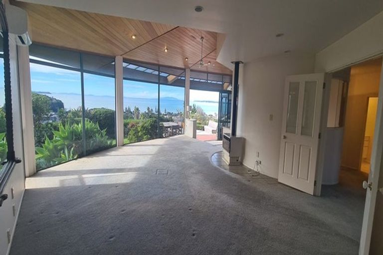 Photo of property in 4 Savoy Road, Orewa, 0931