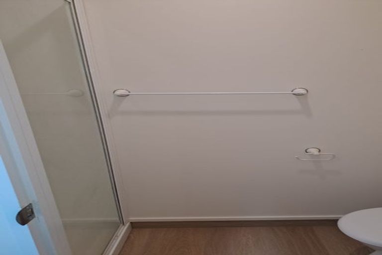 Photo of property in 9/548 Albany Highway, Albany, Auckland, 0632