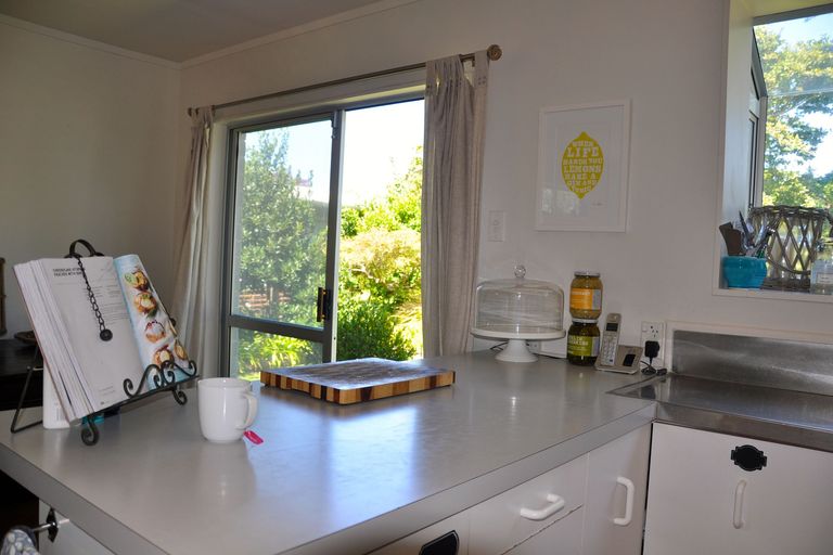 Photo of property in 8 Queen Street, Waihi Beach, 3611