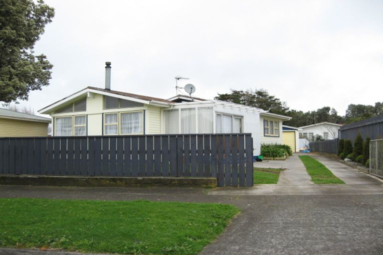 Photo of property in 49 Hume Street, Waitara, 4320