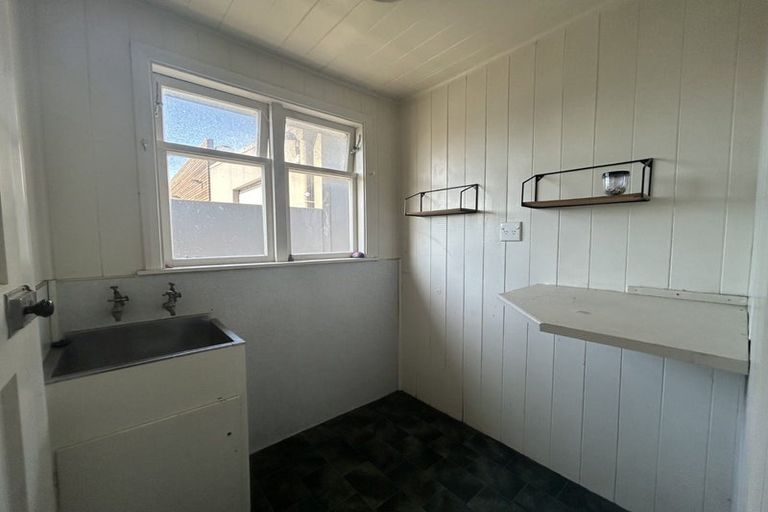 Photo of property in 264 Tremaine Avenue, Highbury, Palmerston North, 4412