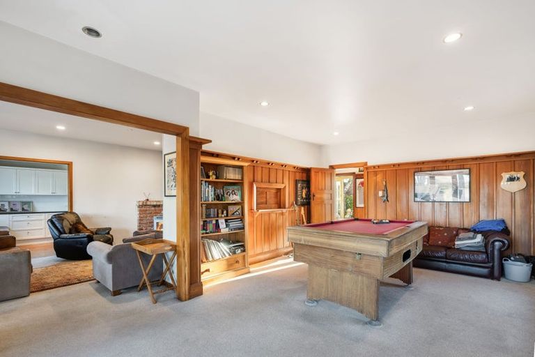 Photo of property in 48 Withells Road, Avonhead, Christchurch, 8042