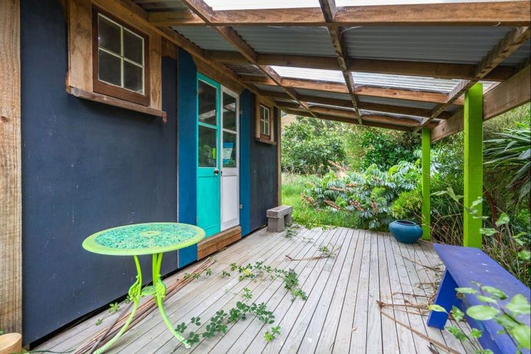 Photo of property in 1194 Okains Bay Road, Okains Bay, 7583