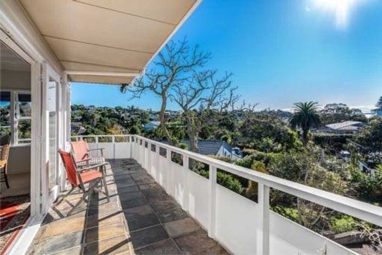 Photo of property in 188 Beach Road, Campbells Bay, Auckland, 0630