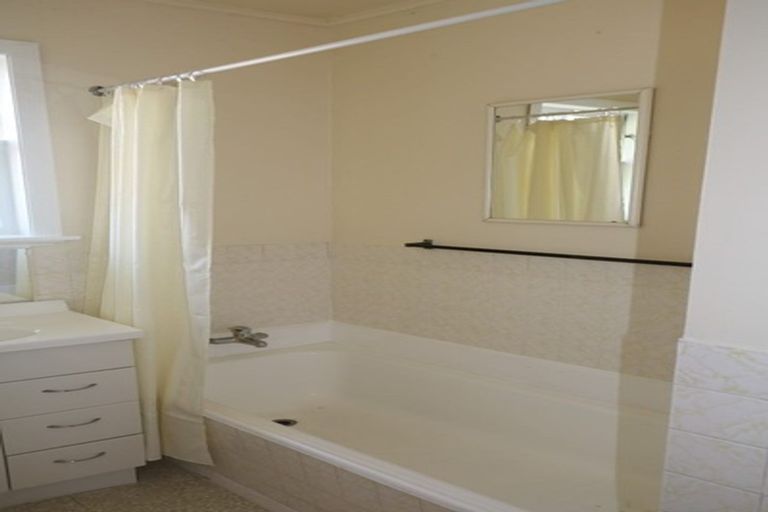 Photo of property in 41 Mcleod Street, Elderslea, Upper Hutt, 5018