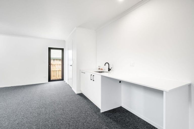 Photo of property in 8 Dorchester Place, Nawton, Hamilton, 3200