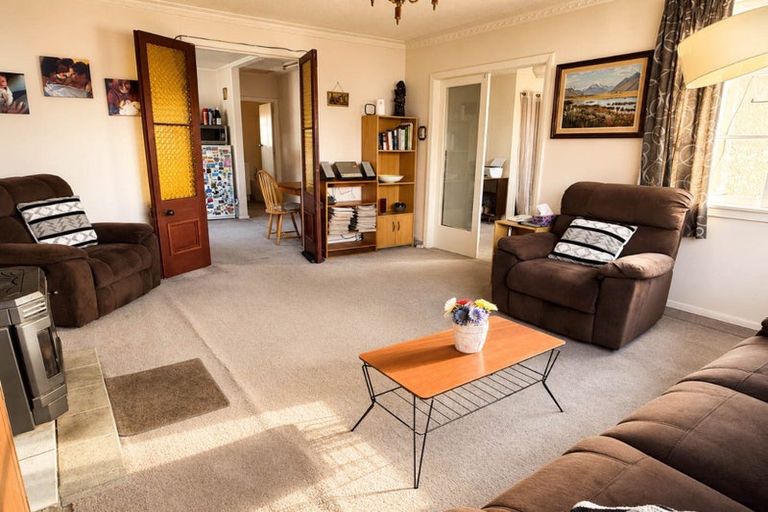 Photo of property in 8 Leicester Street, Picton, 7220