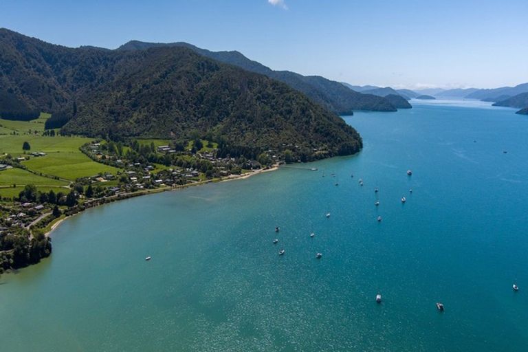 Photo of property in 9e Lady Cobham Grove, Anakiwa, Linkwater, 7281