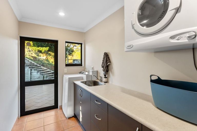 Photo of property in 14 Nugget Grove, Raumati Beach, Paraparaumu, 5032