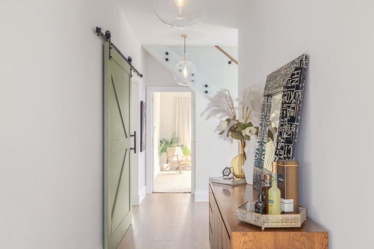 Photo of property in 40 Stapletons Road, Richmond, Christchurch, 8013