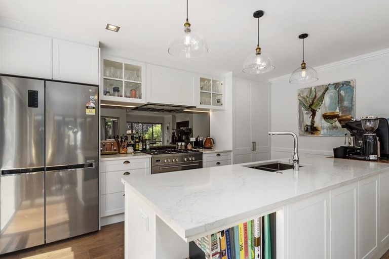 Photo of property in 119 Beach Road, Castor Bay, Auckland, 0620