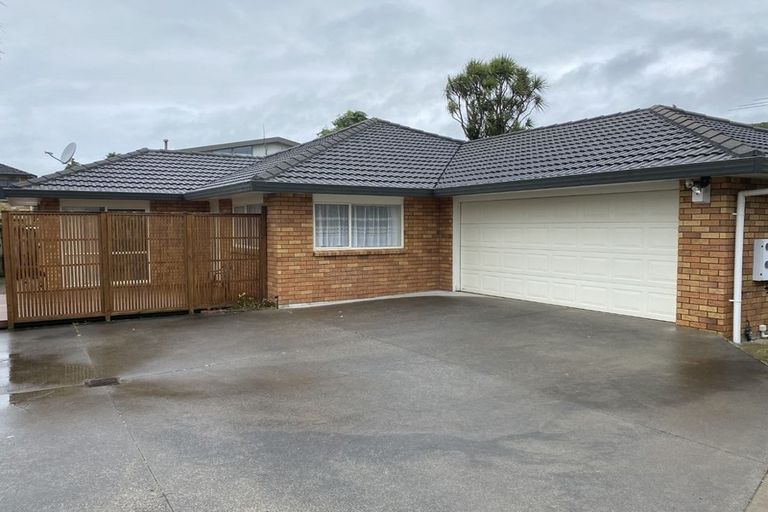 Photo of property in 48a Torkar Road, Clarks Beach, 2122