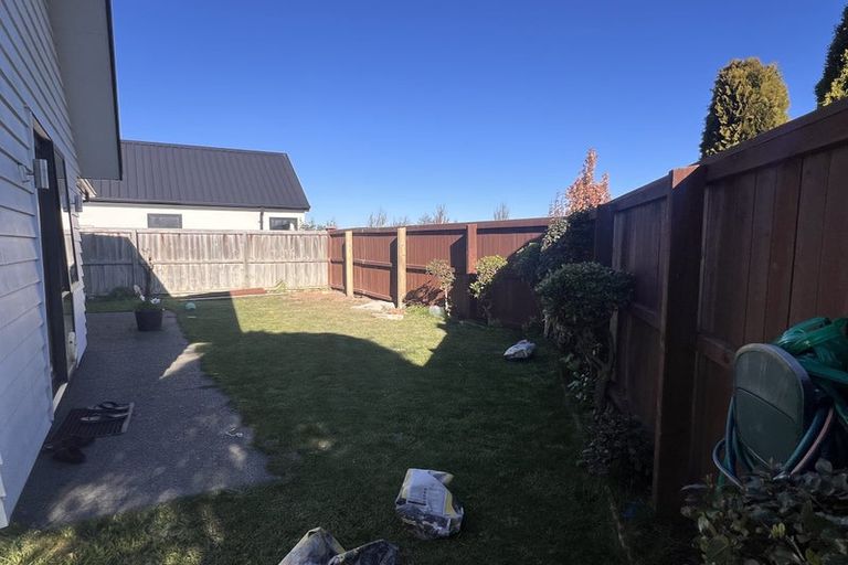 Photo of property in 72 Shillingford Boulevard, Rolleston, 7615