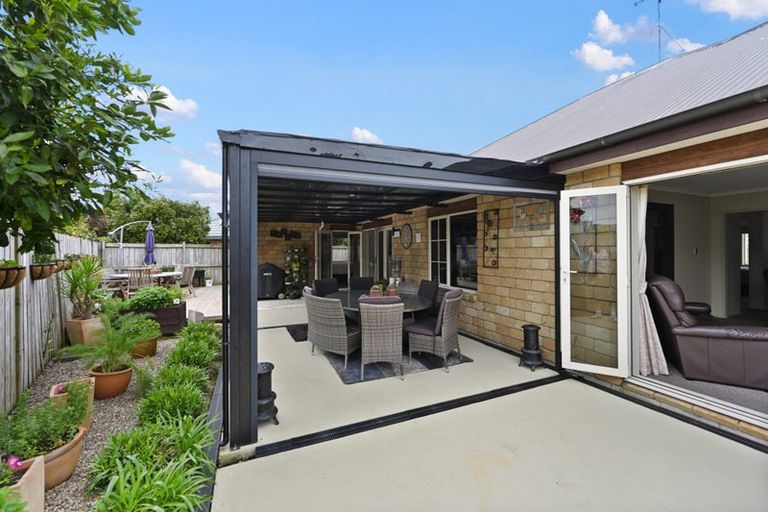 Photo of property in 9 Roderick Place, Rototuna, Hamilton, 3210