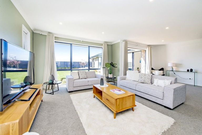 Photo of property in 39 Bradbury Avenue, Rolleston, 7614