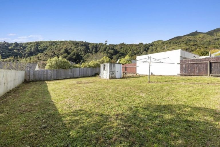 Photo of property in 56 Wilkie Crescent, Naenae, Lower Hutt, 5011