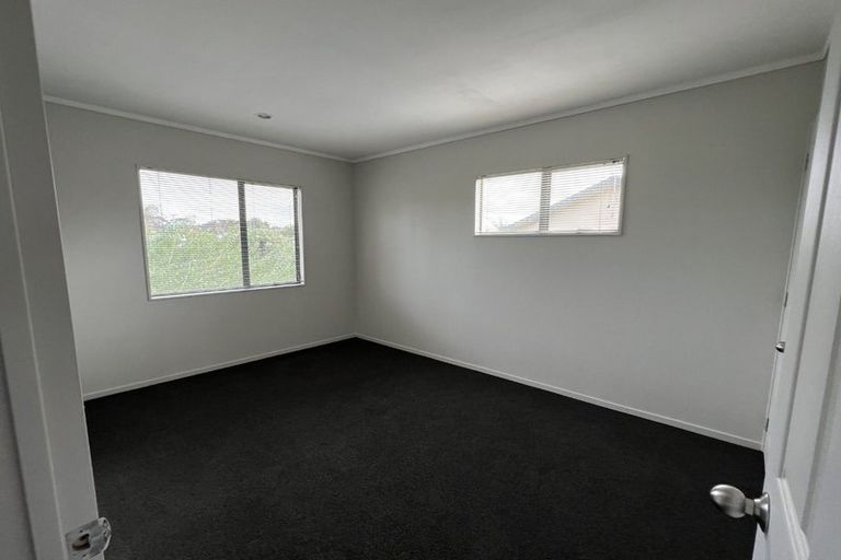 Photo of property in 6 Kora Avenue, Ranui, Auckland, 0612
