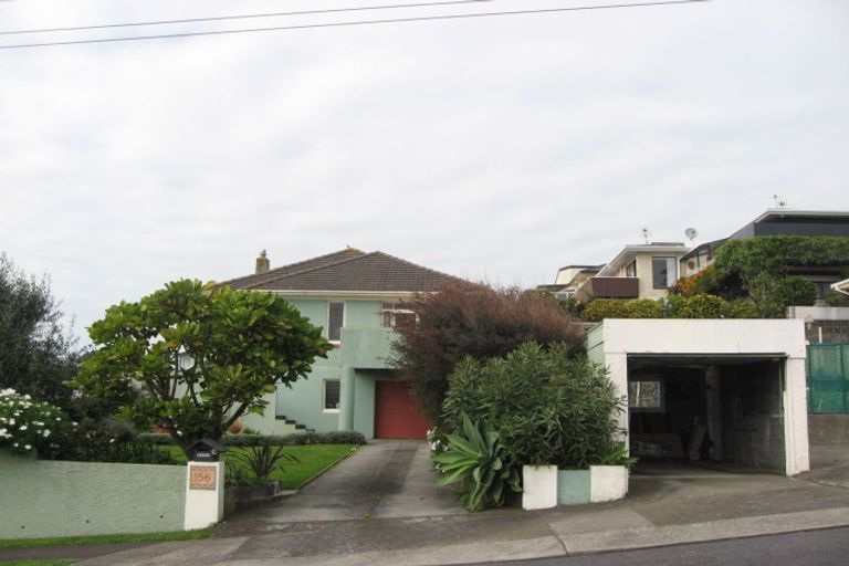 Photo of property in 156 Molesworth Street, New Plymouth, 4312