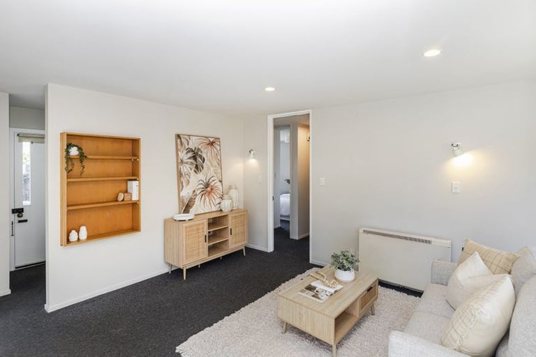 Photo of property in 2/6 Ashfield Place, Ilam, Christchurch, 8041