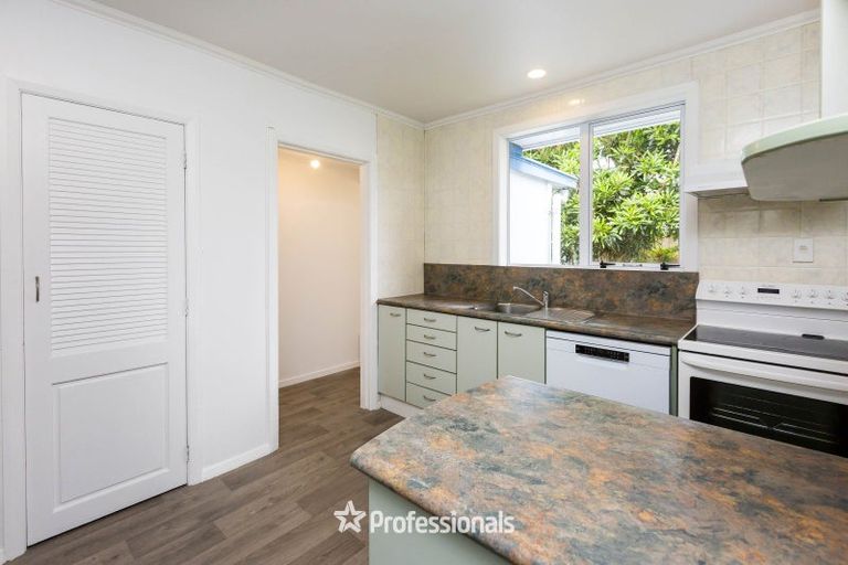 Photo of property in 122 Mcleod Street, Elderslea, Upper Hutt, 5018