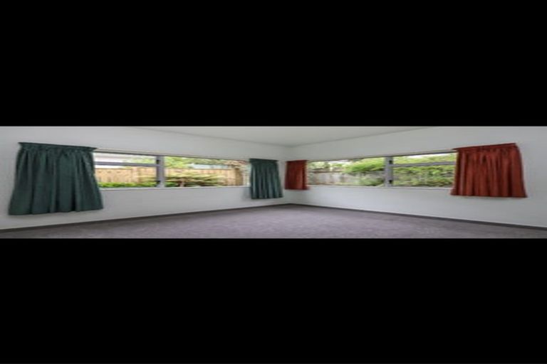 Photo of property in 135 Milton Road, Bluff Hill, Napier, 4110