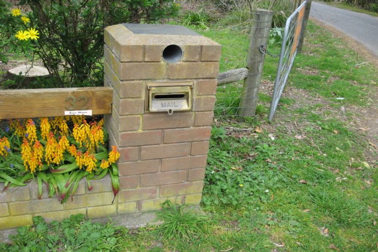 Photo of property in 32 Ratanui Road, Paraparaumu, 5032