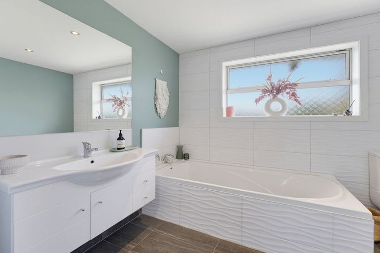 Photo of property in 12 Saffron Street, Bryndwr, Christchurch, 8053