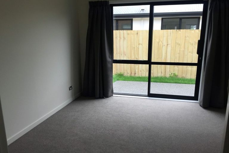 Photo of property in 22 Robert Duncan Road, Belfast, Christchurch, 8051