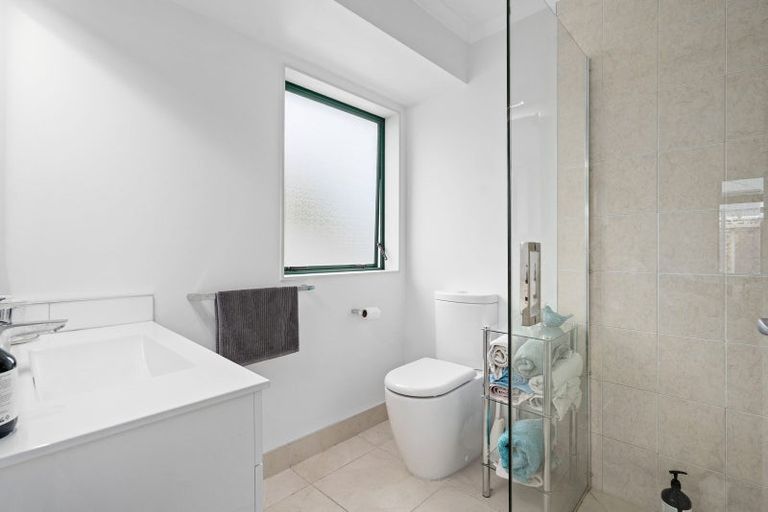 Photo of property in 8 Oaklands Drive, Cambridge, 3434