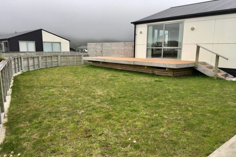 Photo of property in 2 Otonga Heights, Maungaraki, Lower Hutt, 5010
