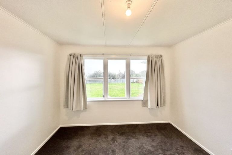 Photo of property in 16 Shamrock Street, Levin, 5510