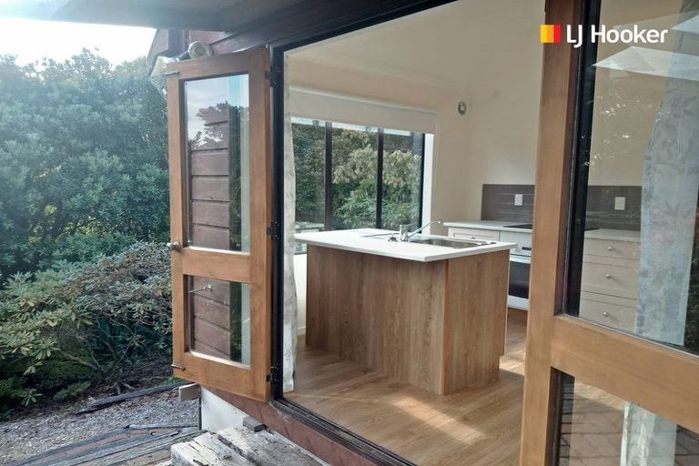 Photo of property in 9 Moerangi Street, Broad Bay, Dunedin, 9014