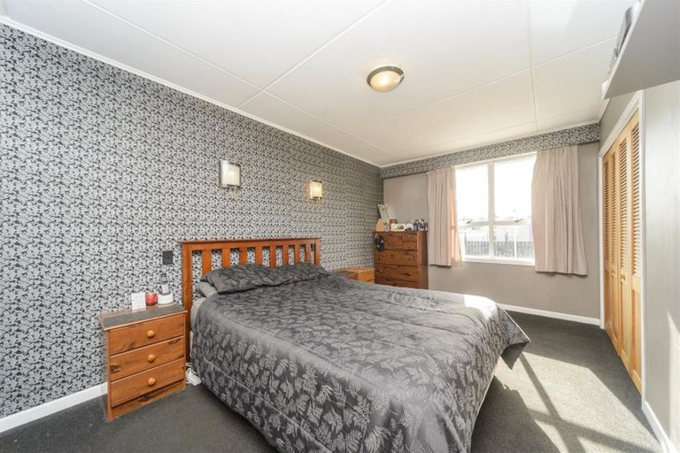 Photo of property in 141a High Street, Bulls, 4818