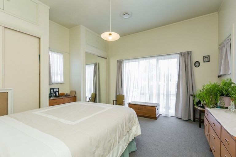 Photo of property in 37 Georges Drive, Napier South, Napier, 4110