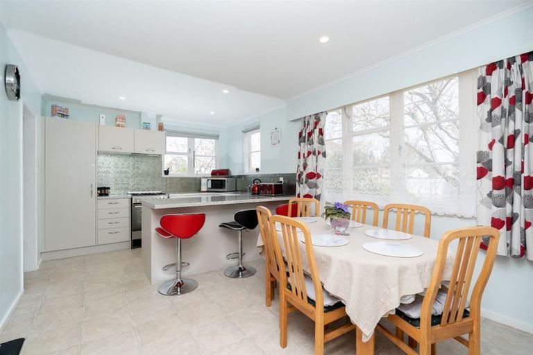 Photo of property in 3 Armitage Place, Fairfield, Hamilton, 3214