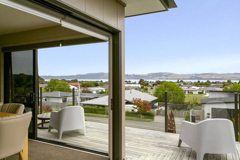Photo of property in 15 Moa Lane, Richmond Heights, Taupo, 3330