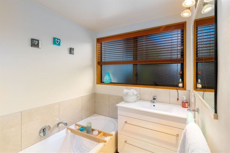 Photo of property in 9 Tripp Place, Ilam, Christchurch, 8041