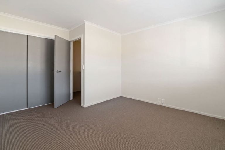 Photo of property in 29/64 Kawaha Point Road, Kawaha Point, Rotorua, 3010