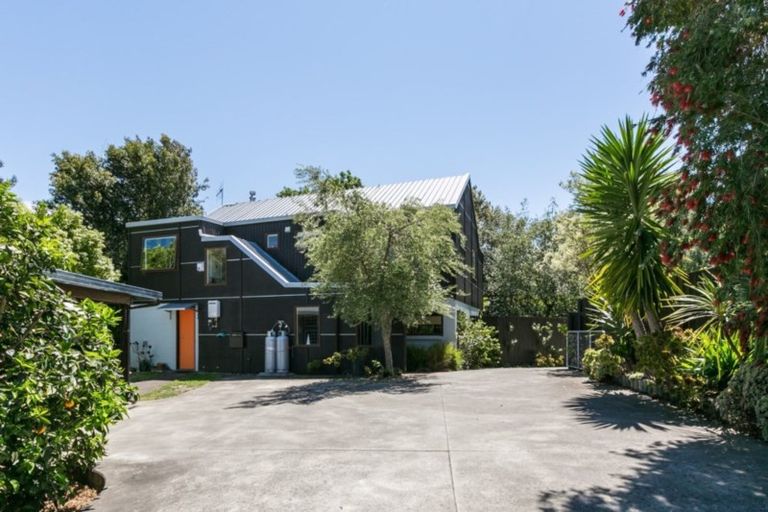 Photo of property in 46 Muritai Crescent, Havelock North, 4130