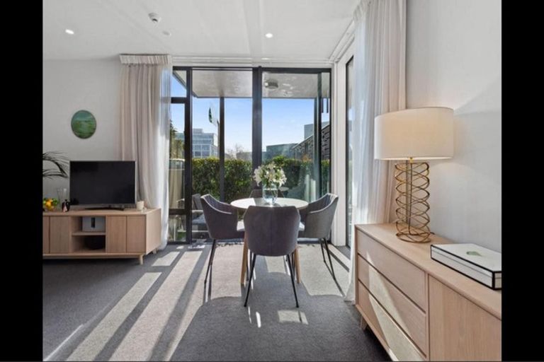 Photo of property in 1/50 Kilmore Street, Christchurch Central, Christchurch, 8013