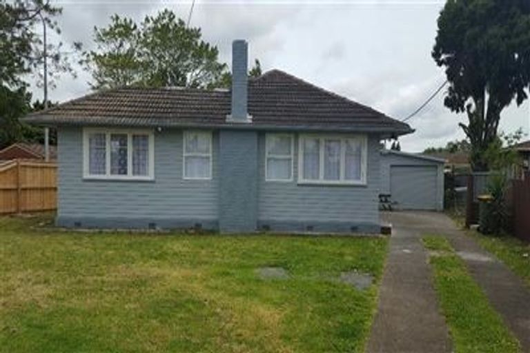 Photo of property in 9 Norval Road, Henderson, Auckland, 0610