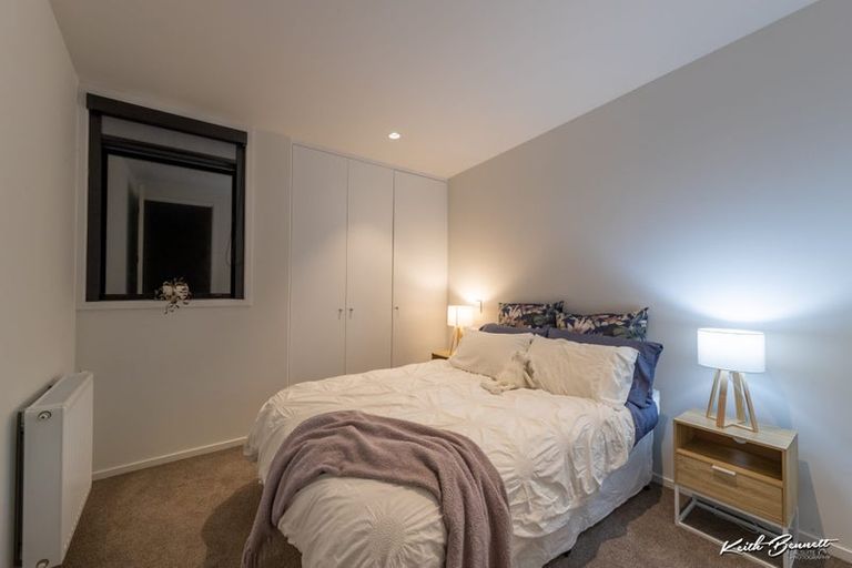 Photo of property in 5 Jean Caldwell Way, Island Bay, Wellington, 6023