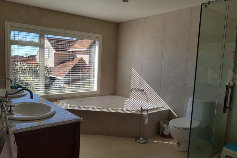 Photo of property in 38 Norman Road, Hauraki, Auckland, 0622