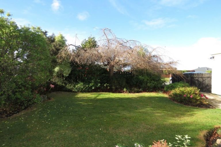 Photo of property in 45 Grove Avenue, Weston, Oamaru, 9401