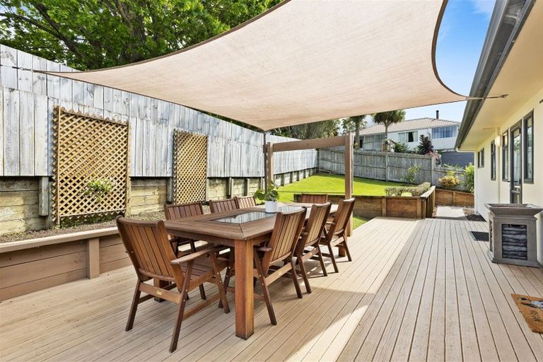 Photo of property in 47 Carillon Place, Massey, Auckland, 0614