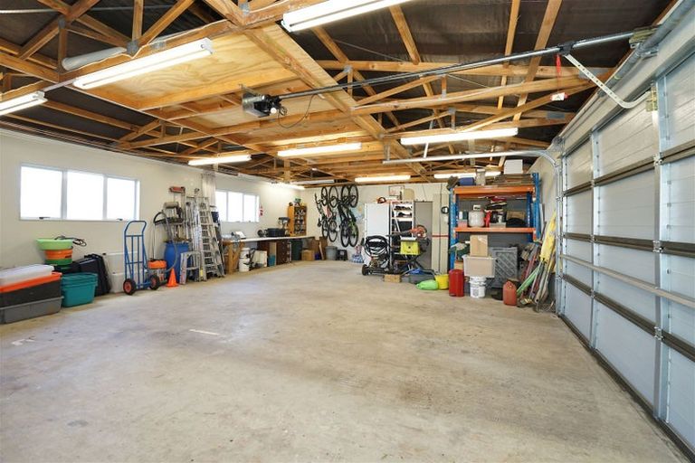 Photo of property in 84 Cambridge Road, Hillcrest, Hamilton, 3216