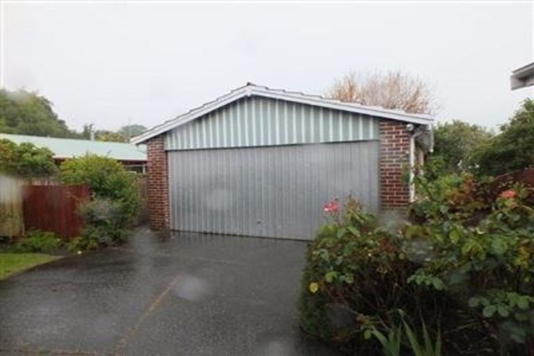Photo of property in 5 Pahau Place, Cracroft, Christchurch, 8025