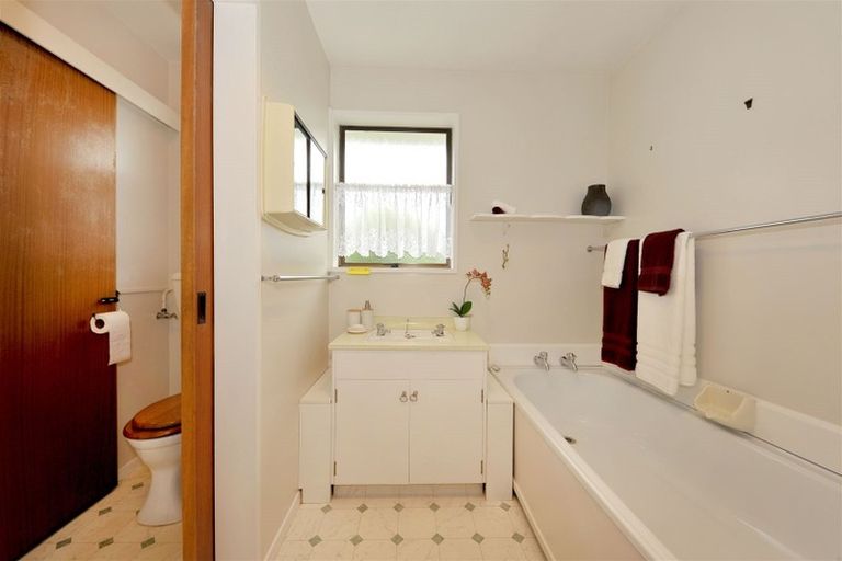 Photo of property in 2/155 Springs Road, Hornby, Christchurch, 8042