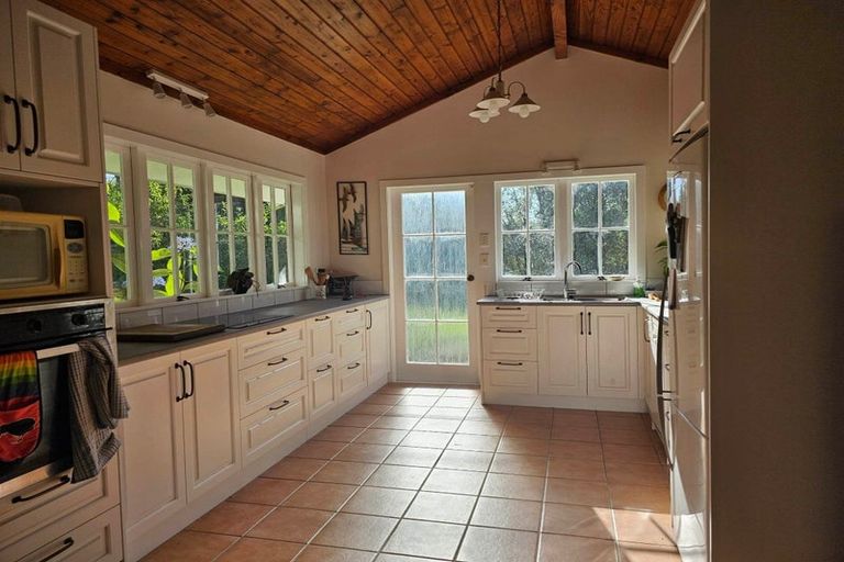 Photo of property in 15 Karaka Drive, Kerikeri, 0230